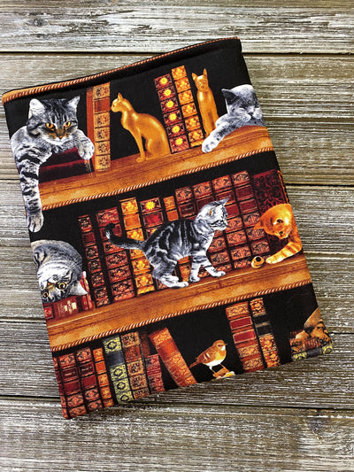 Cats in the Library on Shelves Cotton Padded Book Sleeve | BookGoodies | Book Pocket | Protective Book Bag | Book Pouch | Bookish Nerd Gift