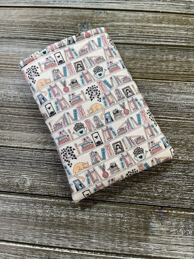 Cats Literary Shelfie on Library Shelves Cotton Padded Book Sleeve  Book Pocket | Protective Book Bag | Book Pouch | Bookish Nerd Gift
